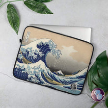 Load image into Gallery viewer, The Great Wave Laptop Sleeve 13/15in (US/EU) - Laptop Sleeve - Sabai Beauty
